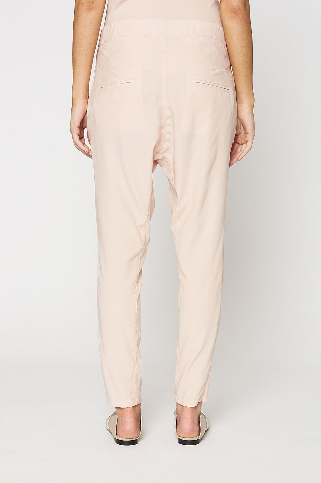 SILK LOW RISE BOYFRIEND PANT