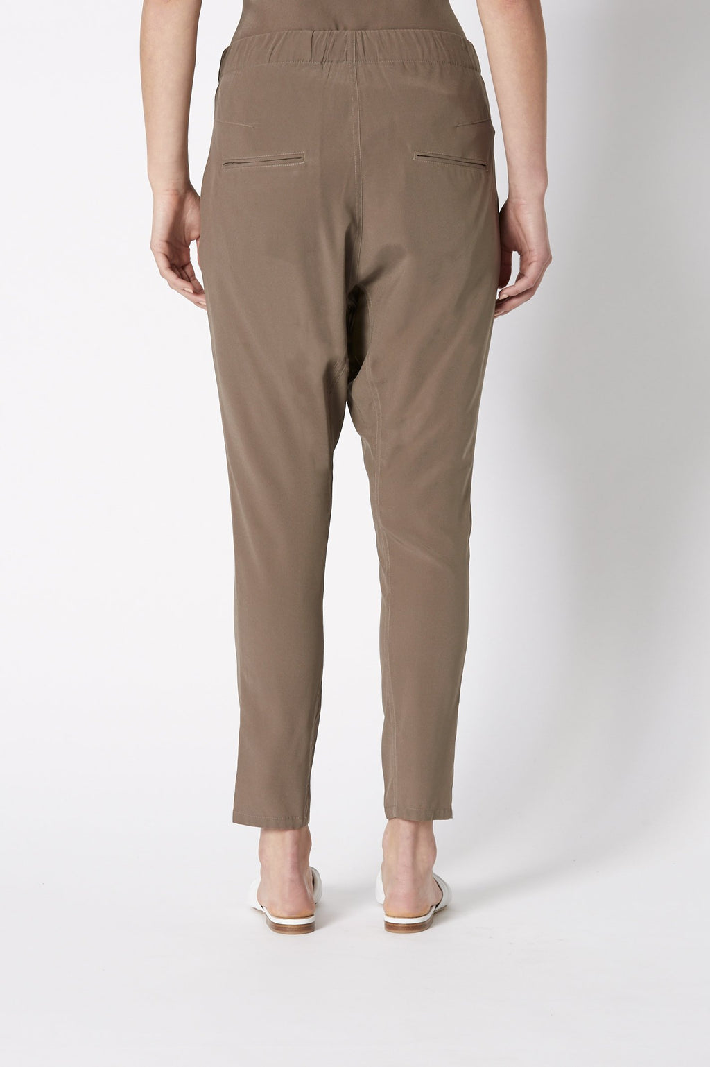 SILK LOW RISE BOYFRIEND PANT