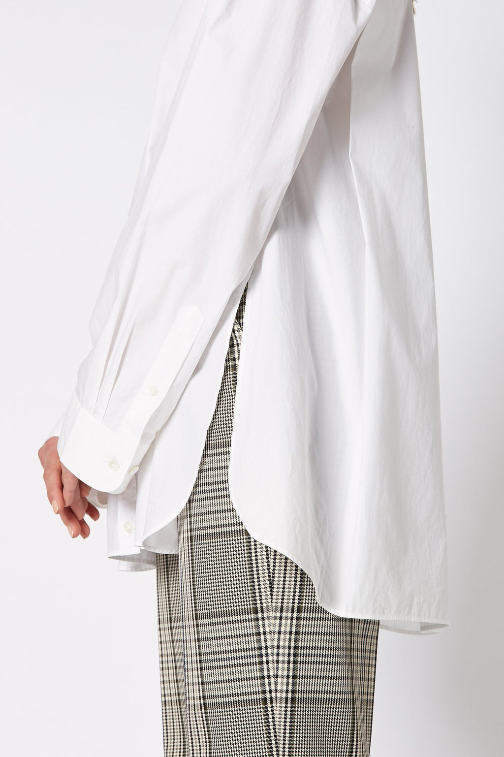 BUTTON COLLAR SHIRT