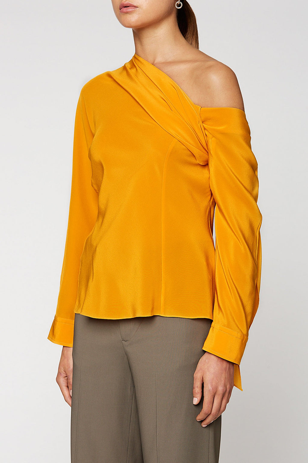 CDC CRAVAT BLOUSE