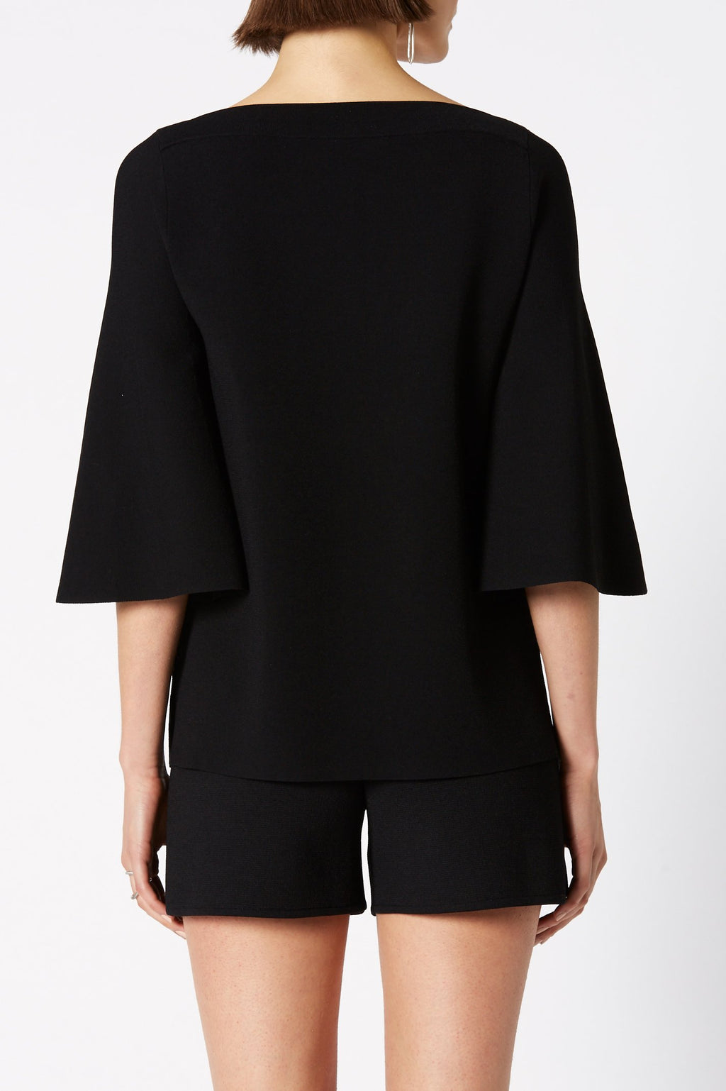 MICRO CREPE BOAT NECK SWEATER