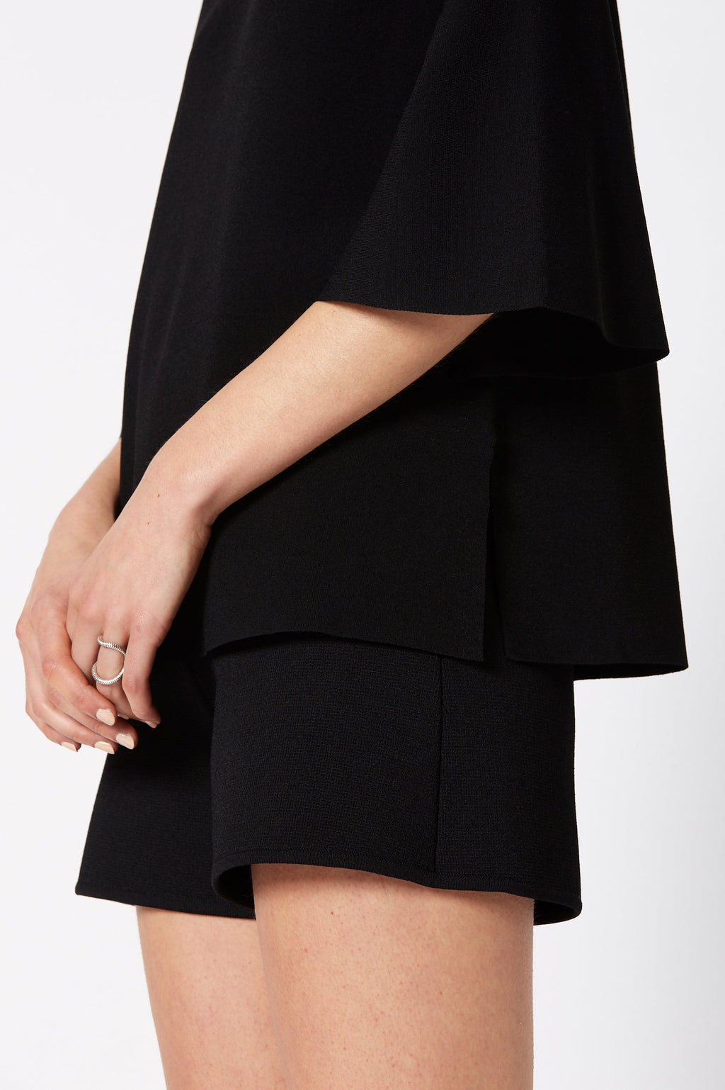 MICRO CREPE BOAT NECK SWEATER