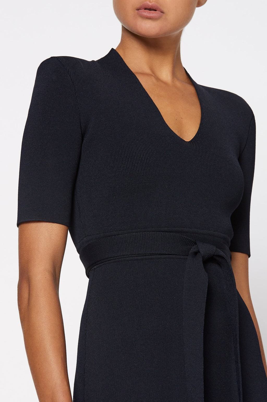 CREPE KNIT V NECK DRESS
