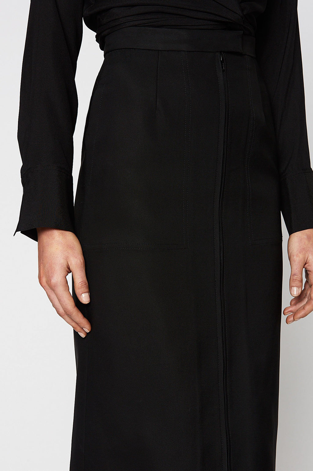 ZIP FRONT PENCIL SKIRT