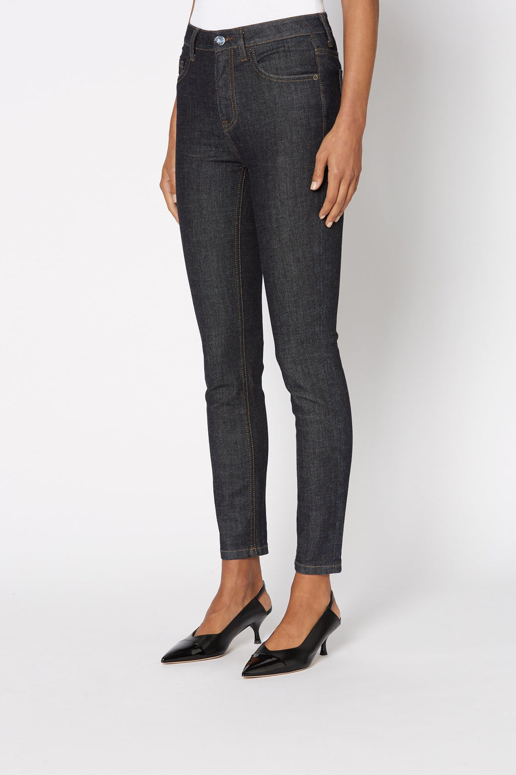 CROPPED STRAIGHT JEAN