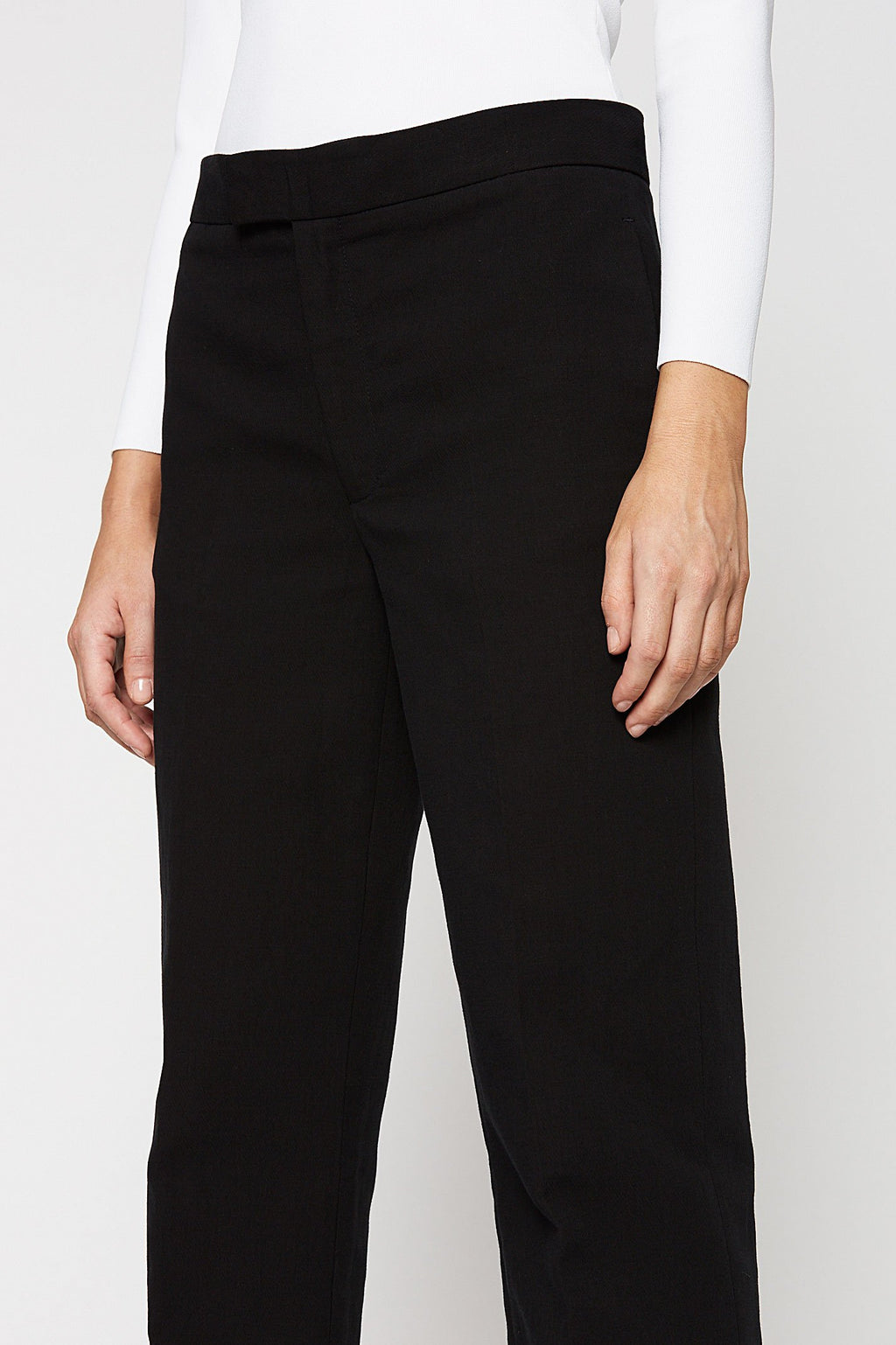 TAILORED TROUSER