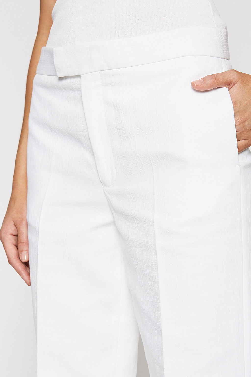 TAILORED TROUSER