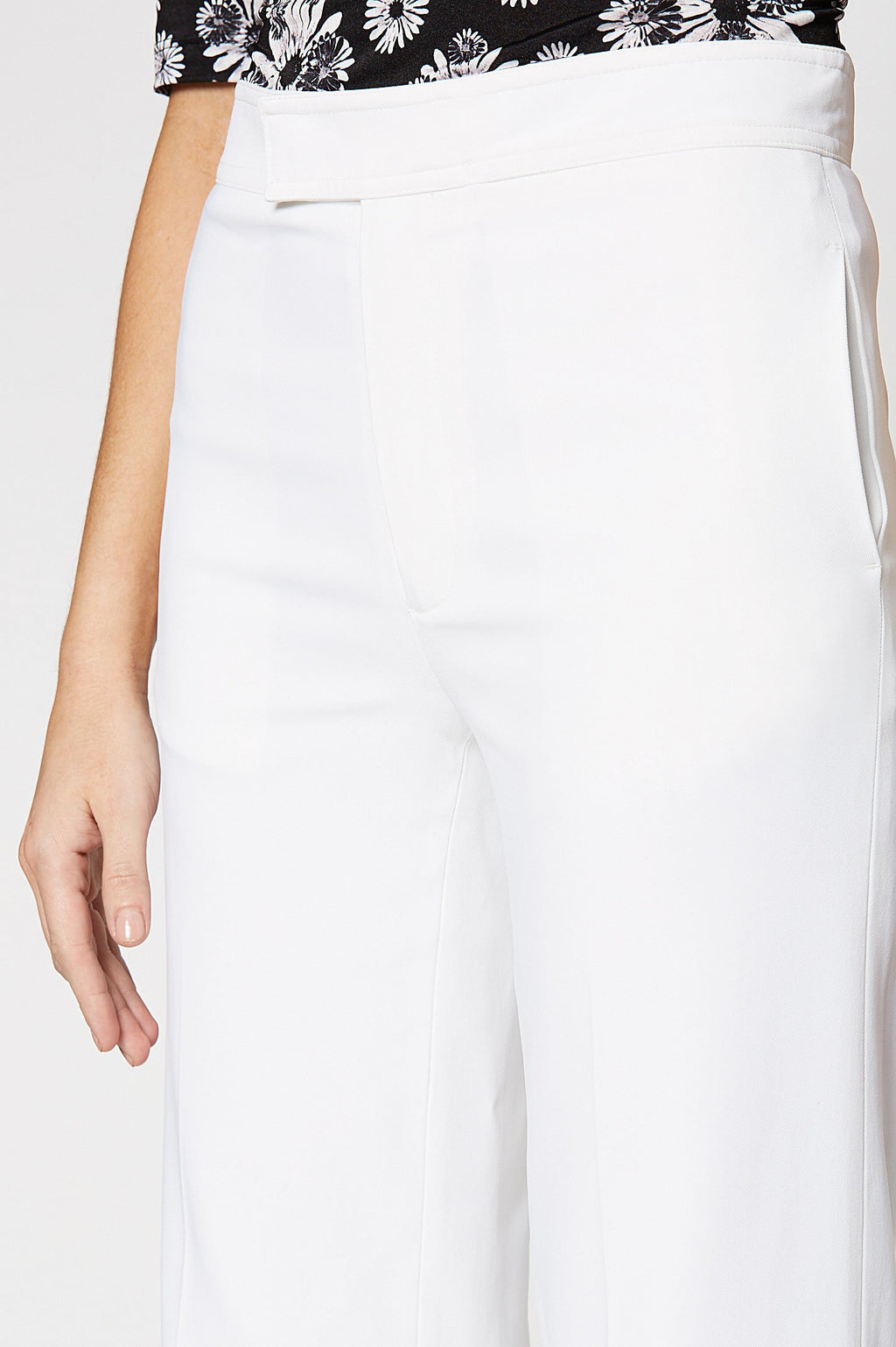 CREPE TAILORED TROUSER