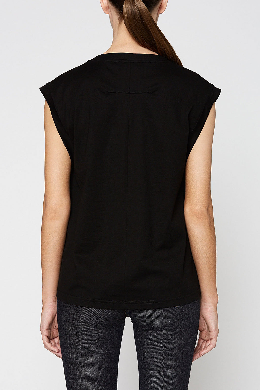 MERCERISED STUDDED SLVLESS TEE