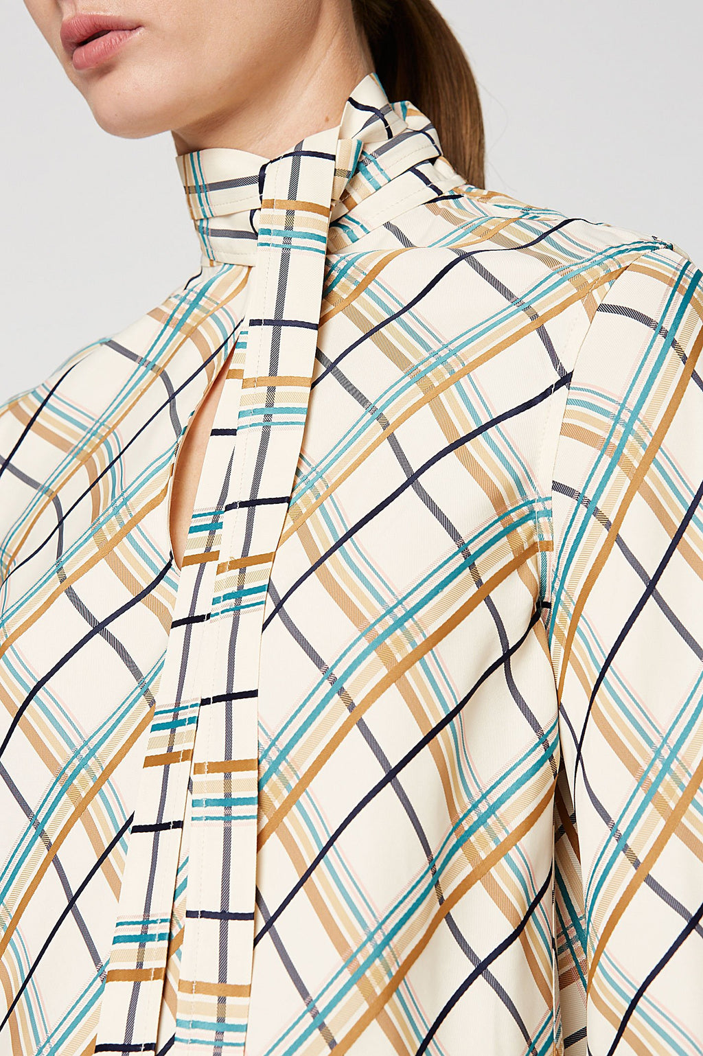 MULTI PLAID TIE NECK TOP