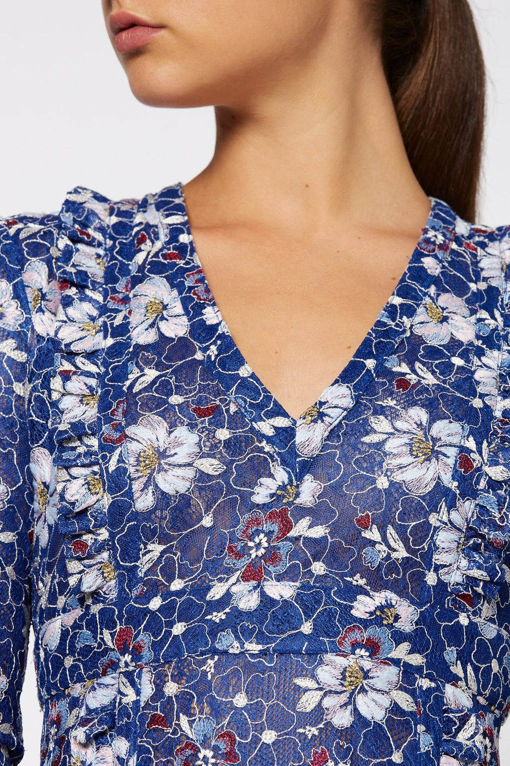 EMBROIDERED LACE DRESS