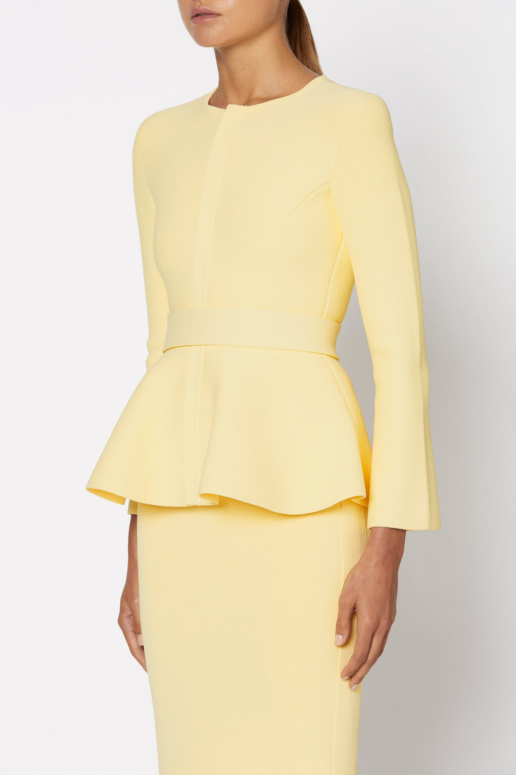 CREPE KNIT RUFFLE JACKET