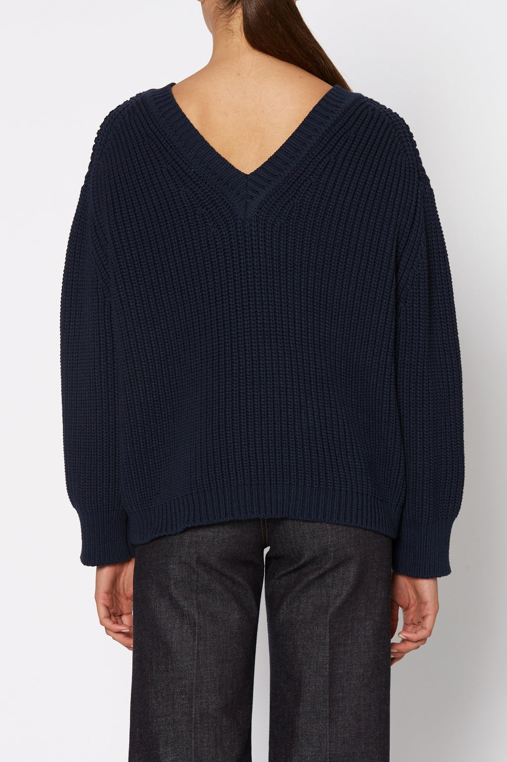 KISS DOUBLE V-NECK SWEATER 3