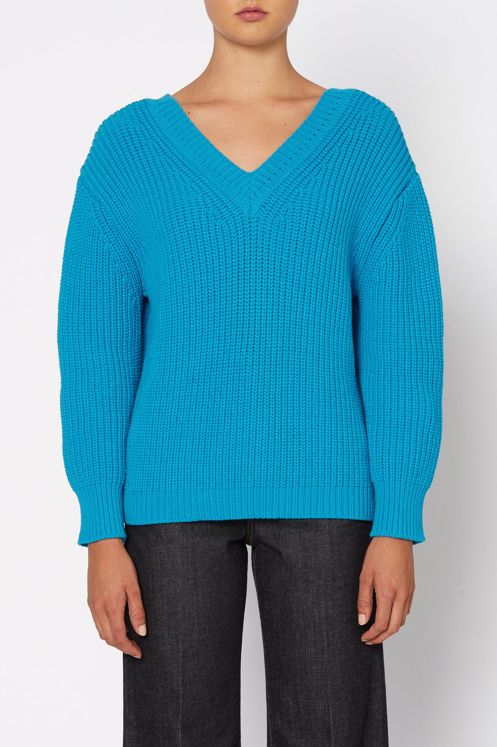 KISS DOUBLE V-NECK SWEATER 3