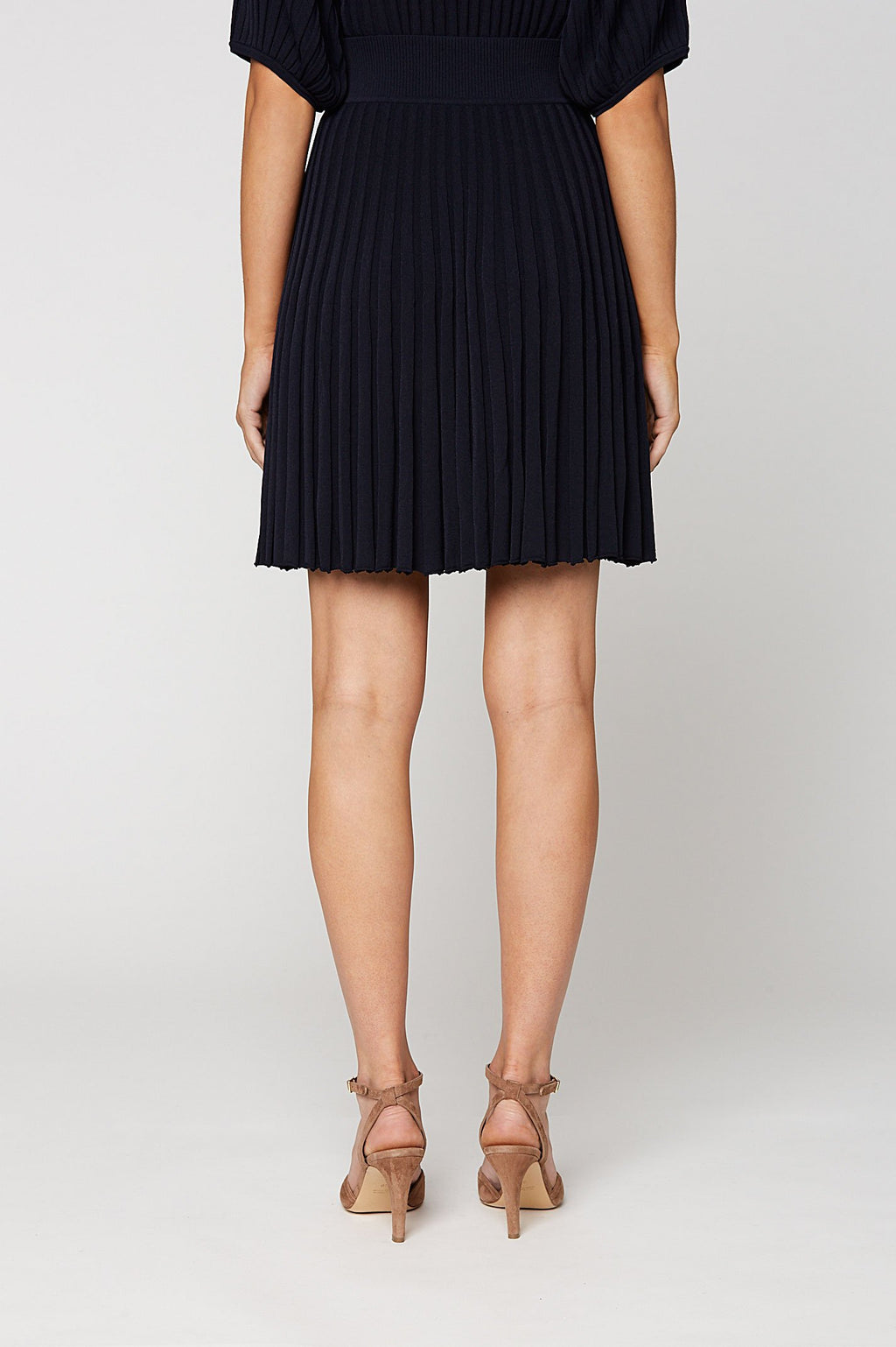 PLEATED RIB SHORT SKIRT 16