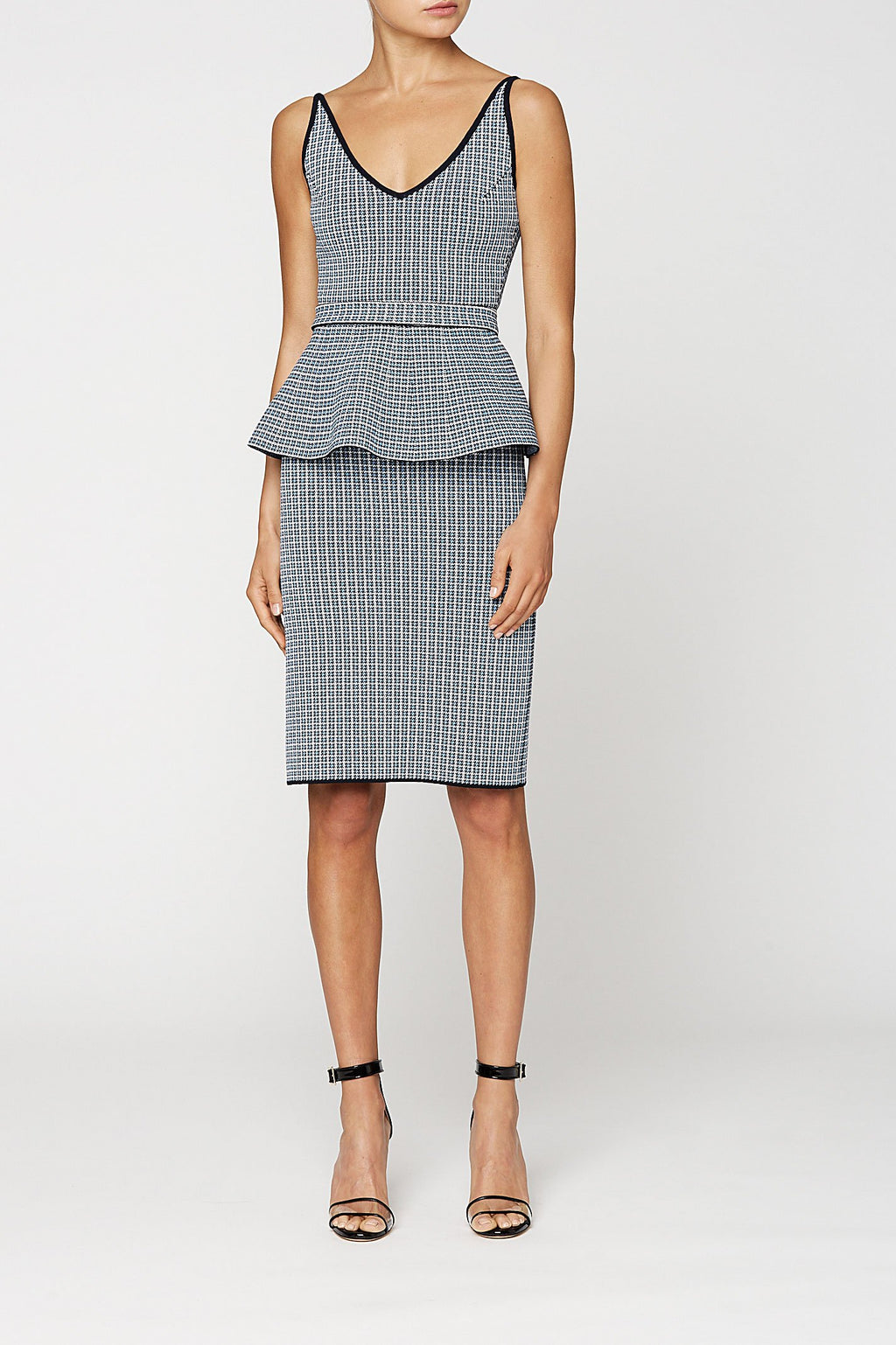 CREPE KNIT PLAID STRAPPY TOP