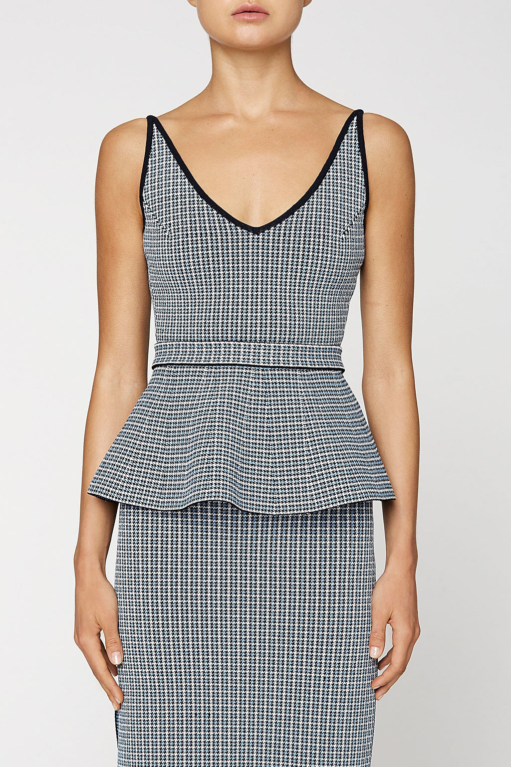 CREPE KNIT PLAID STRAPPY TOP