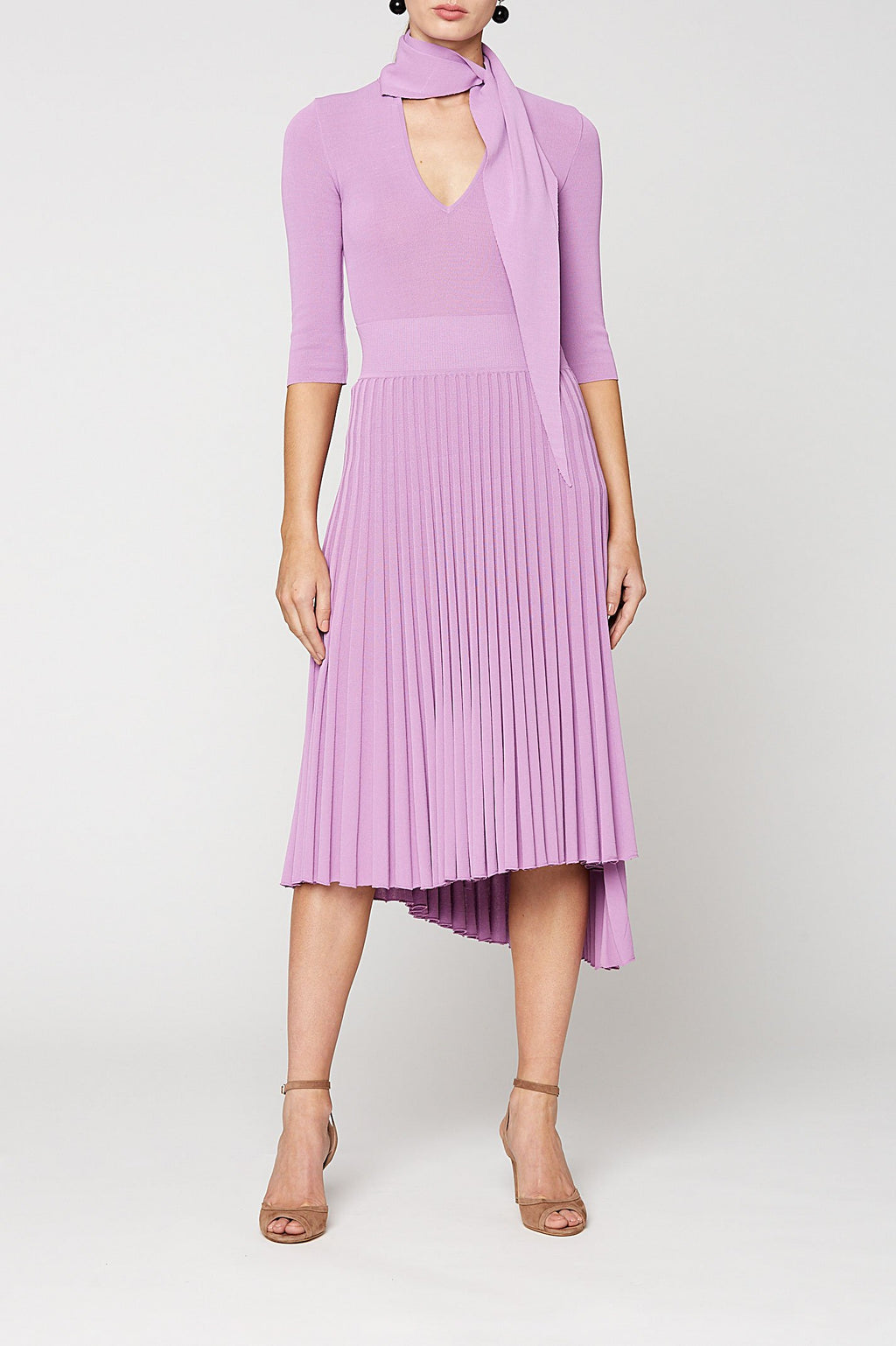 PLEATED RIB CRAVAT SWEATER