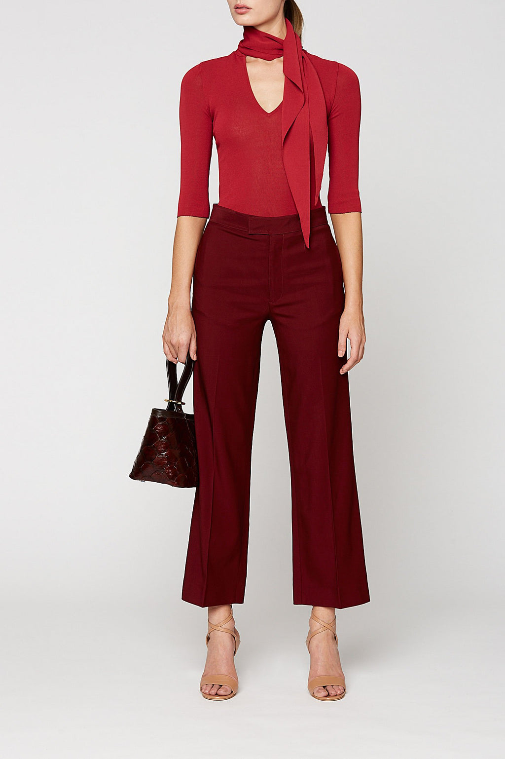 PLEATED RIB CRAVAT SWEATER