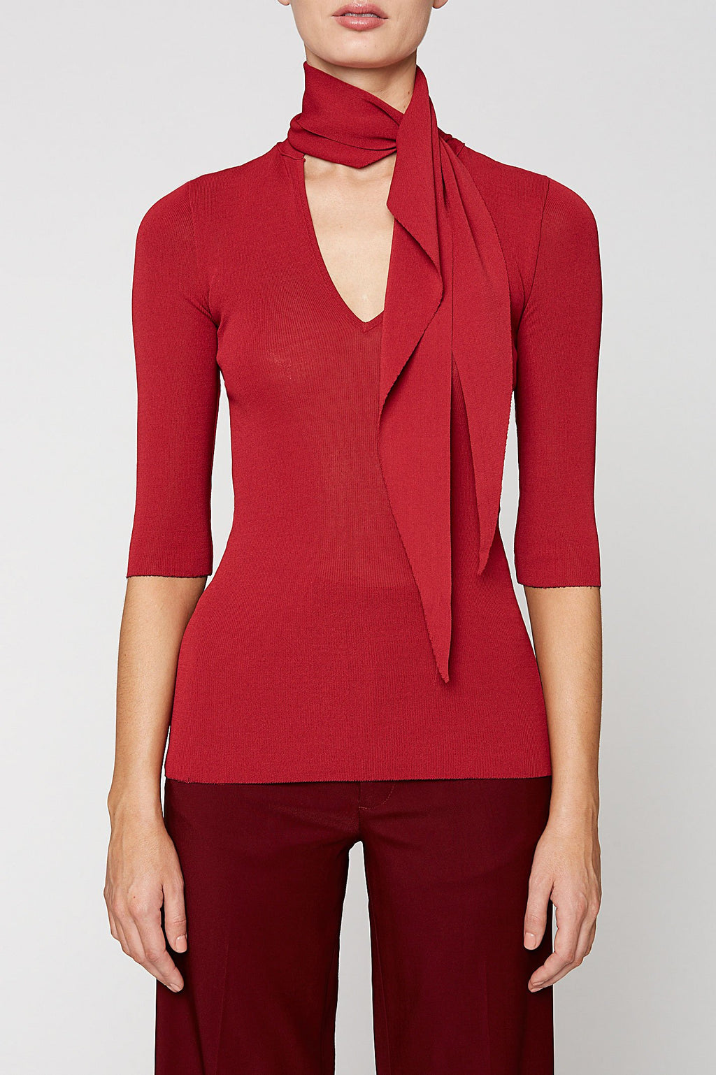 PLEATED RIB CRAVAT SWEATER