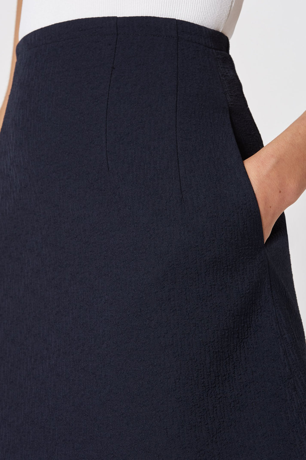 TEXTURED SKIRT