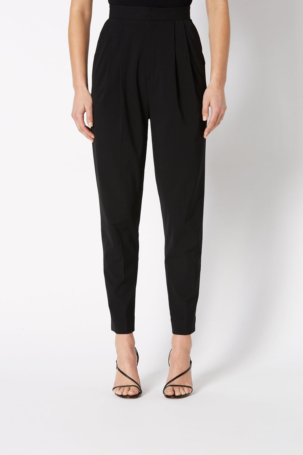 TAILORED PLEAT TROUSER