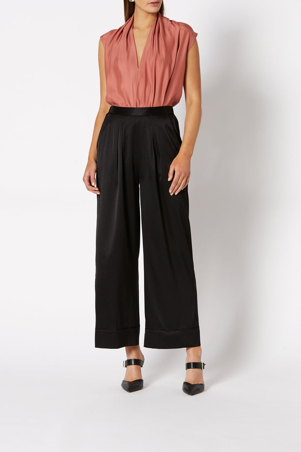 SILK SATIN PIPED TROUSER