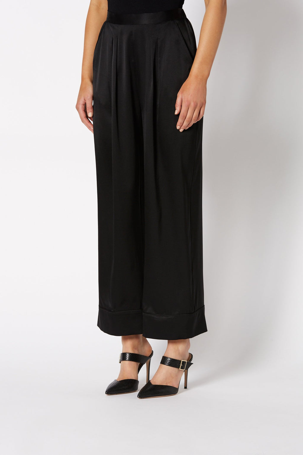 SILK SATIN PIPED TROUSER