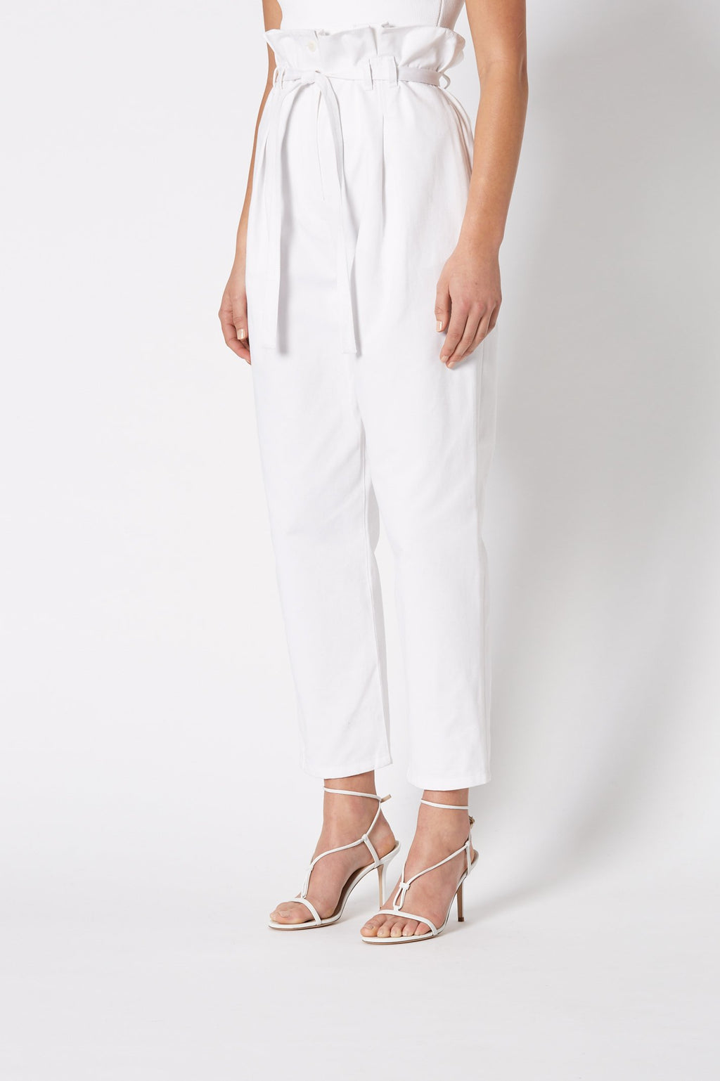 PLEAT FRONT TROUSER