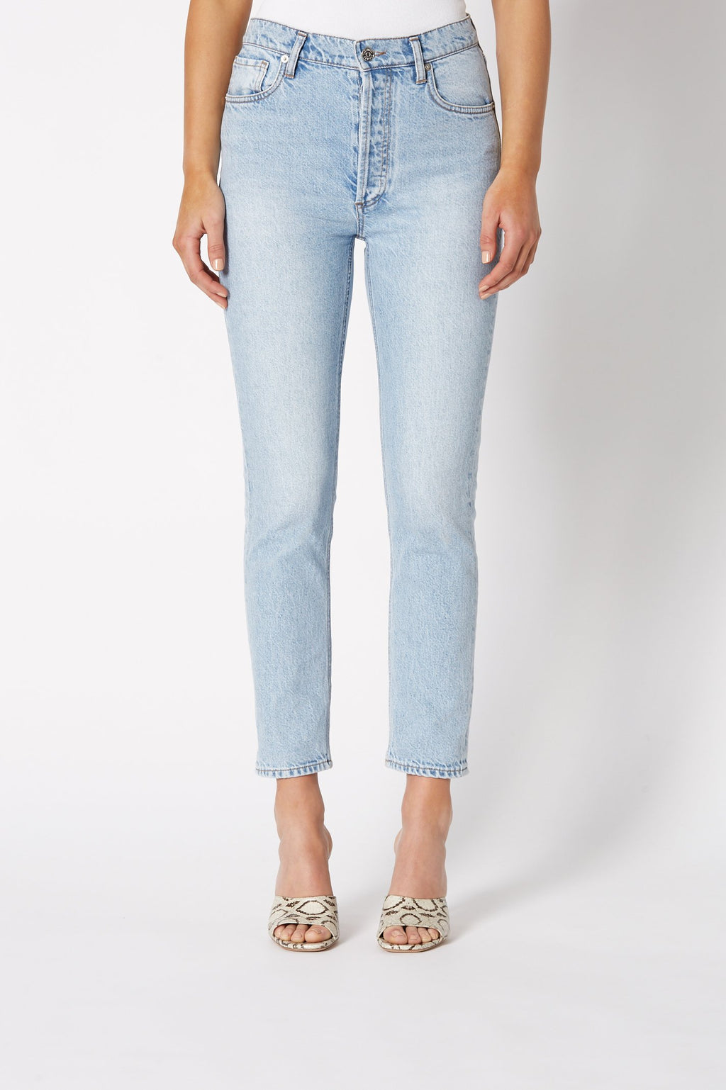 HIGH RISE SLIM JEAN