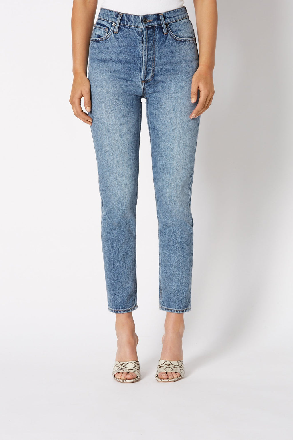 HIGH RISE STRAIGHT CROP JEAN