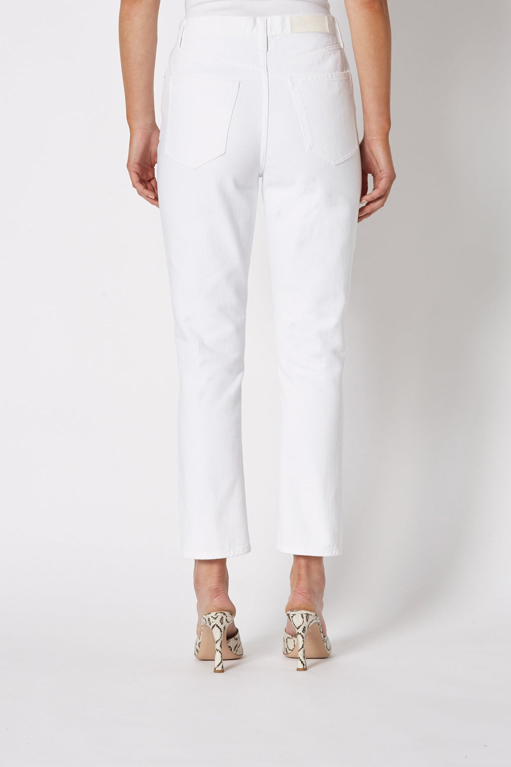 HIGH RISE STRAIGHT CROP JEAN