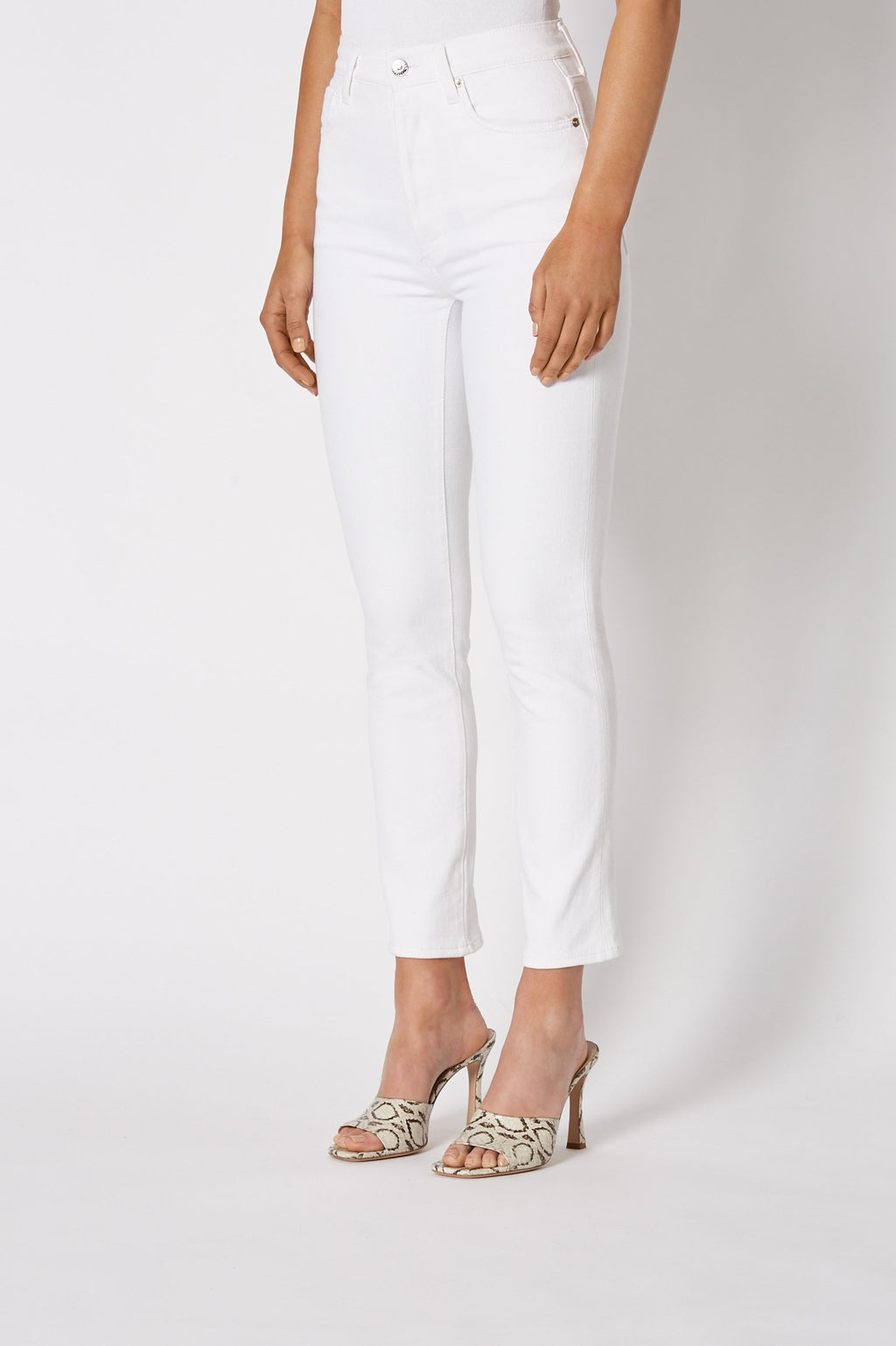 STRETCH HIGH RISE SLIM JEAN