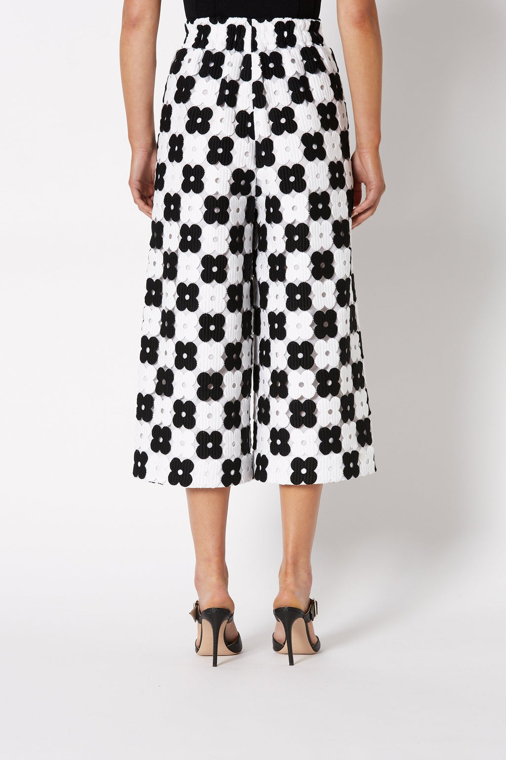 POP LACE CROPPED TROUSER