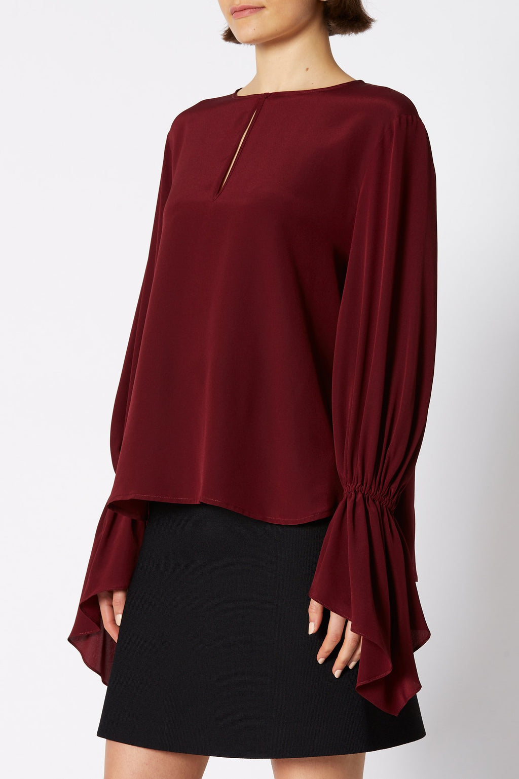 CDC FLUTE SLEEVE BLOUSE