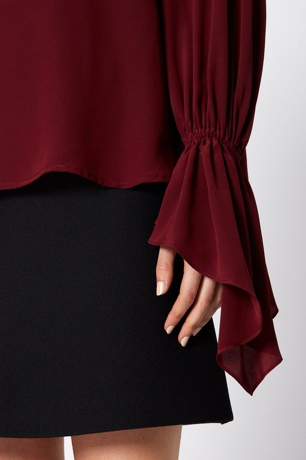 CDC FLUTE SLEEVE BLOUSE