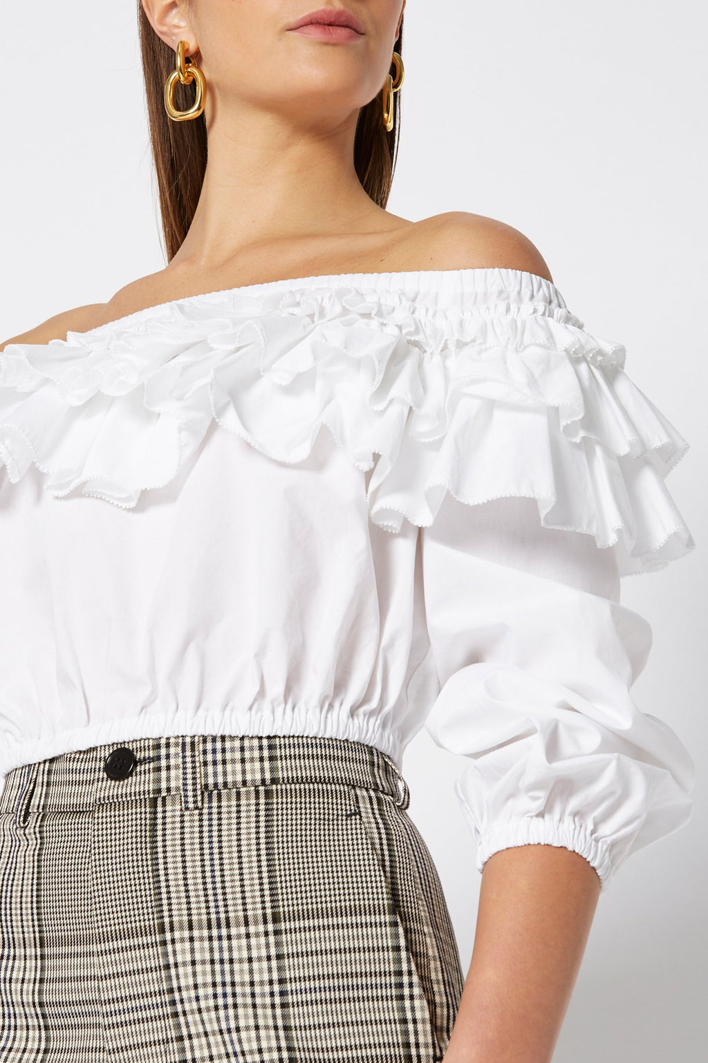 RUFFLE BLOUSE