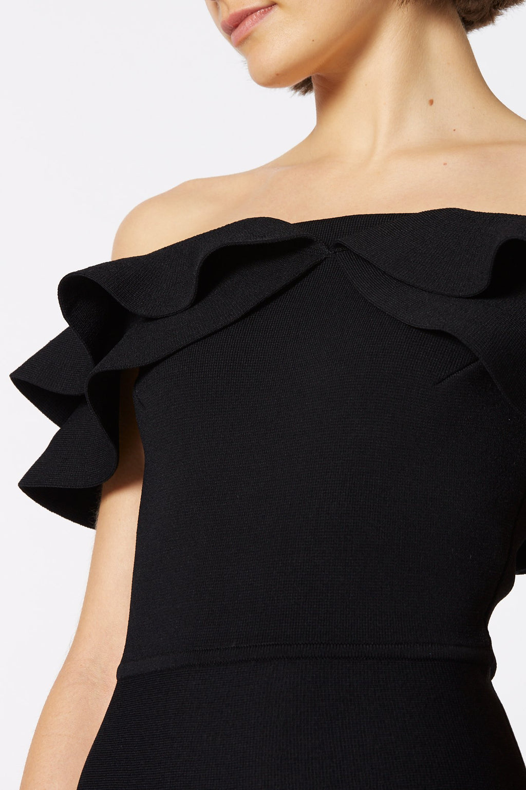 CREPE KNIT C-SHLDR RUFFLE DRES