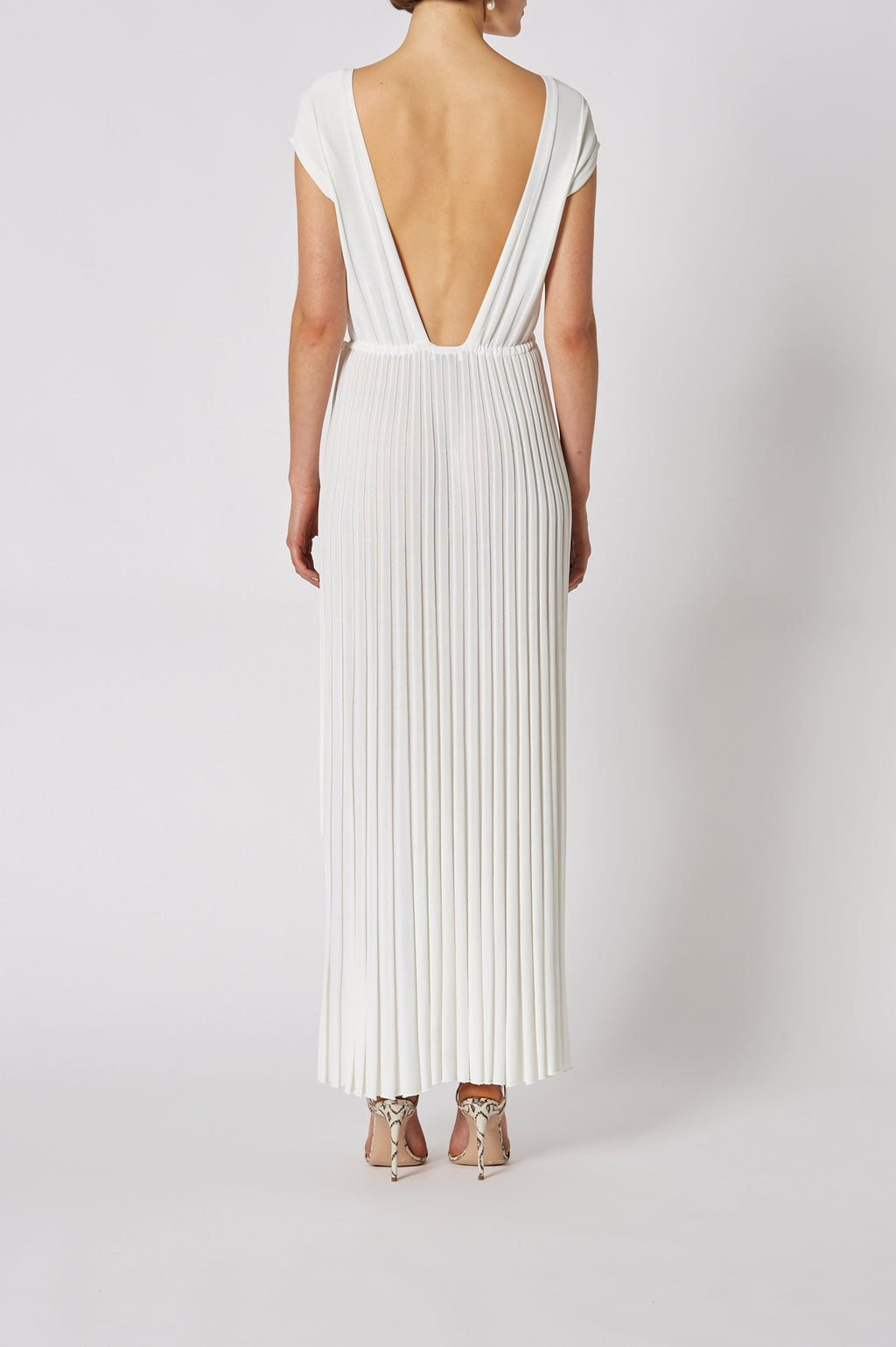 PLEATED RIB V-NECK GOWN 16
