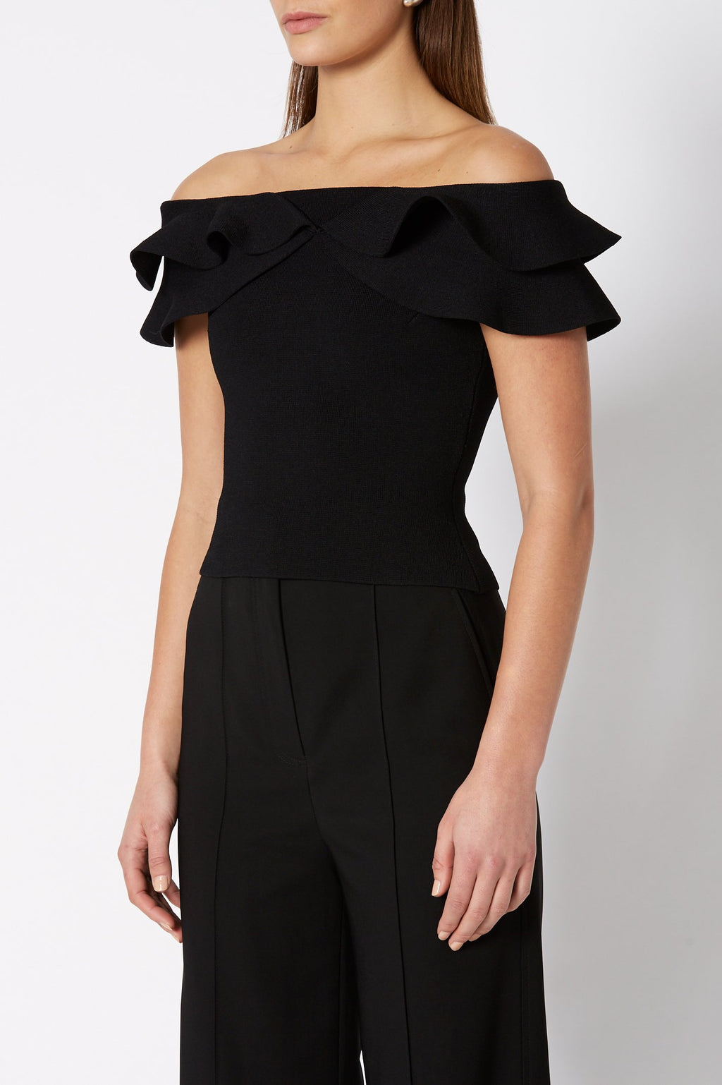 CREPE KNIT C-SHLDR RUFFLE TOP
