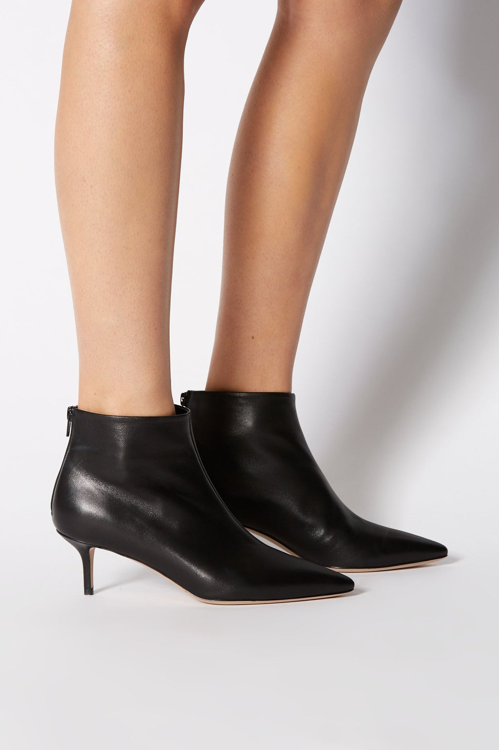 LEATHER ANKLE BOOT 5.5