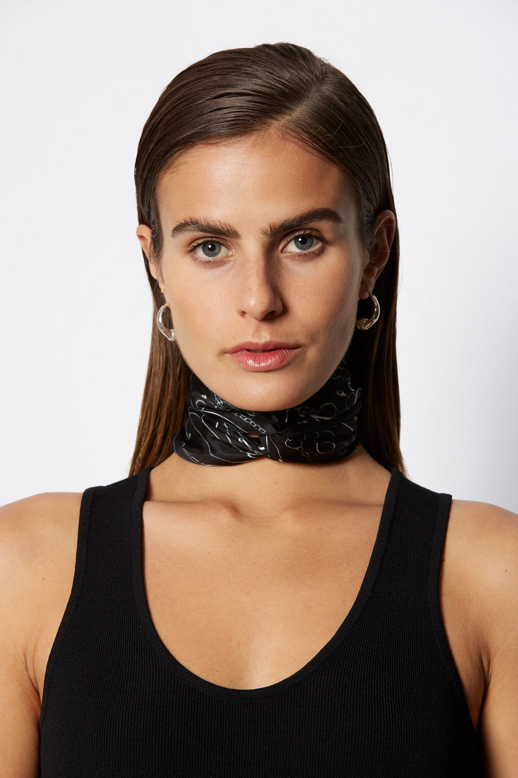 SILK CHAIN SCARF