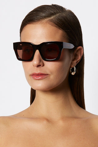ST CLASSIC SQUARE SUNGLASSES