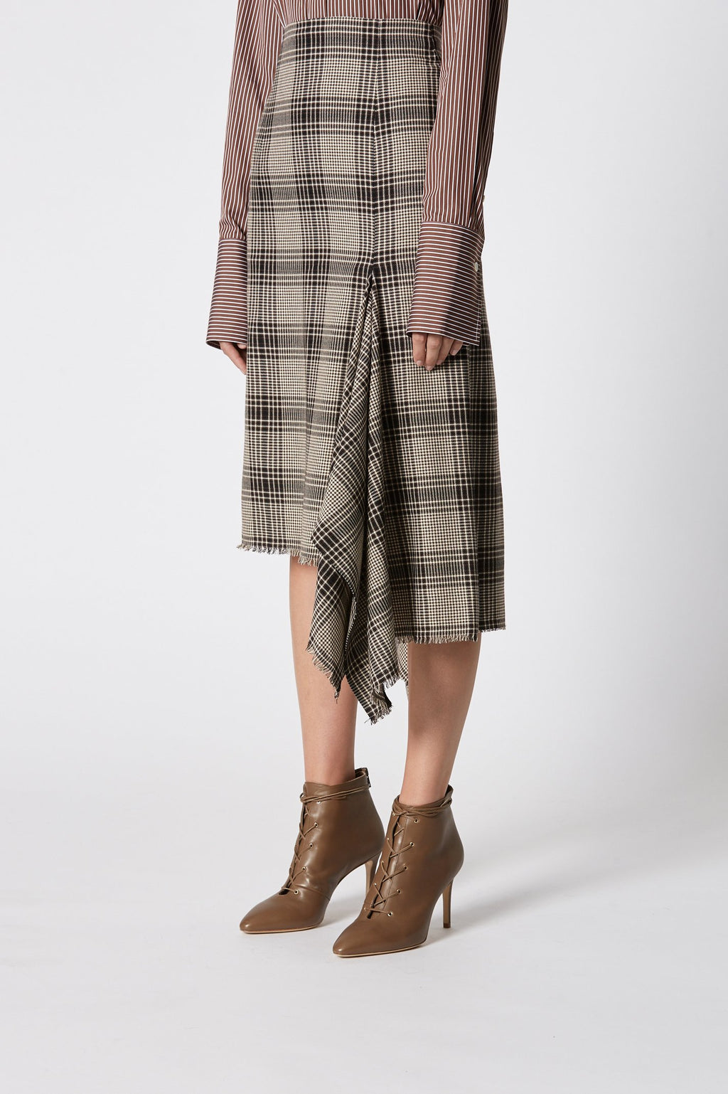 PLAID DRAPED HEM SKIRT