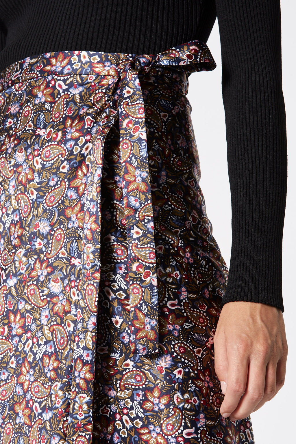 FLORAL WRAP SKIRT