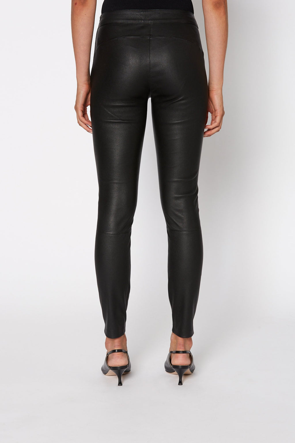 STR LEATHER TAILORED TROUSER