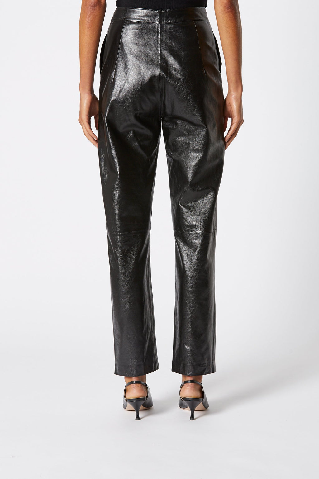 PATENT LEATHER TROUSER