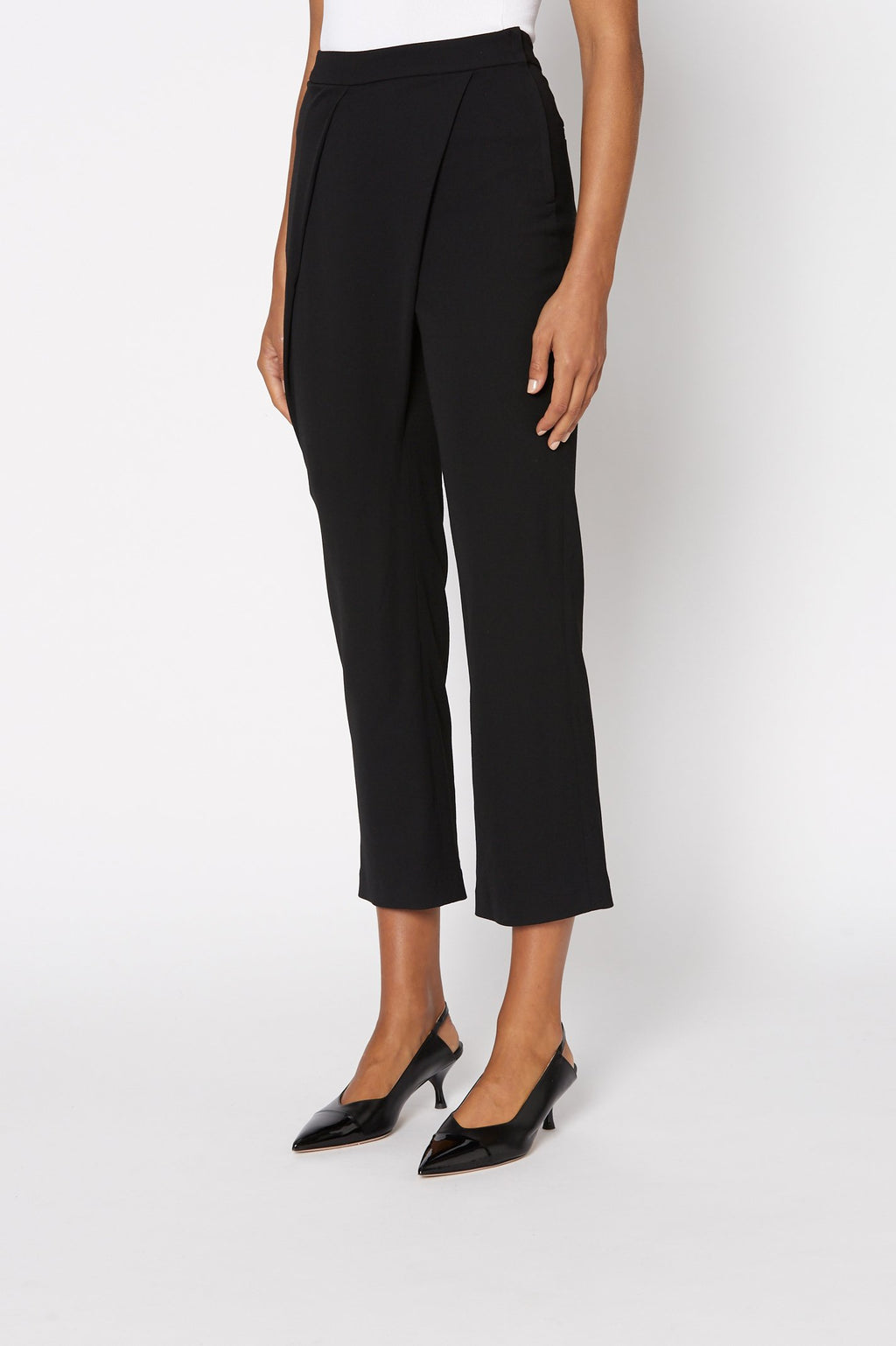 DRAPE FRONT TROUSER