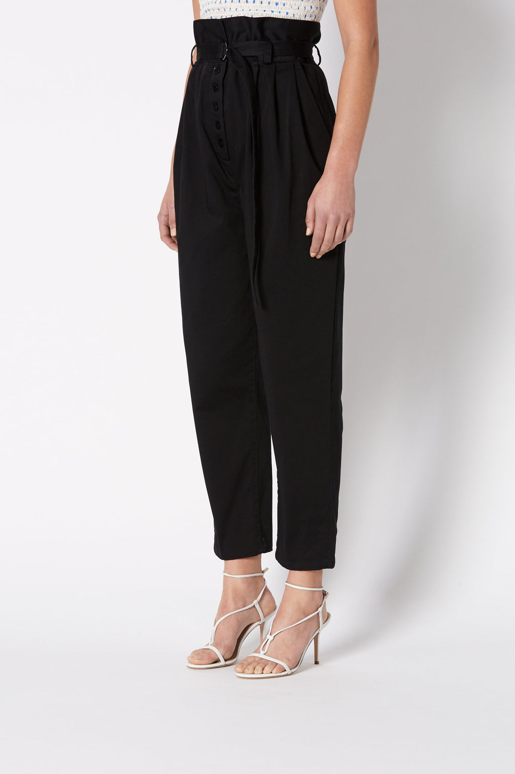PLEAT TROUSER