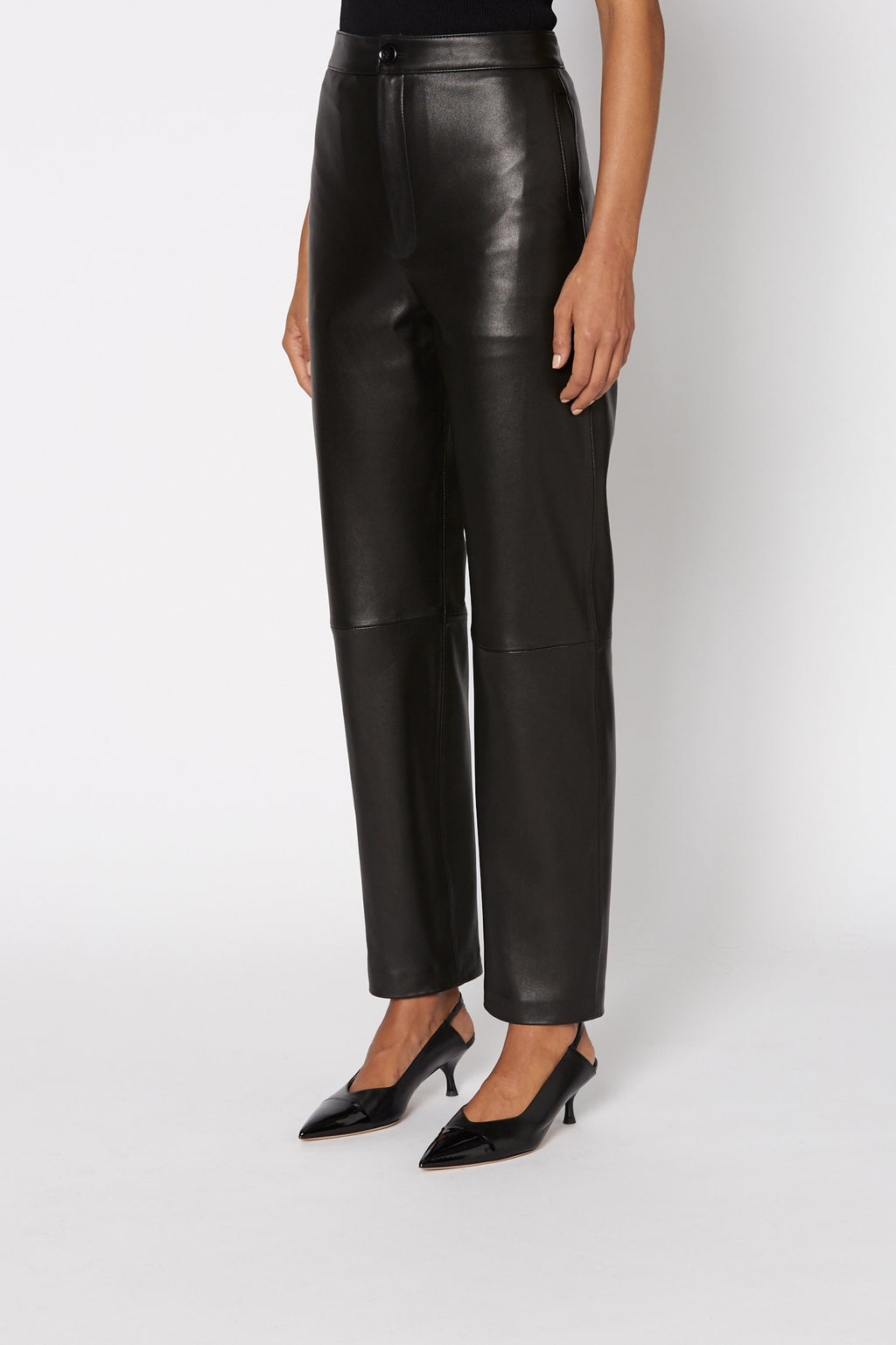 LEATHER TROUSER